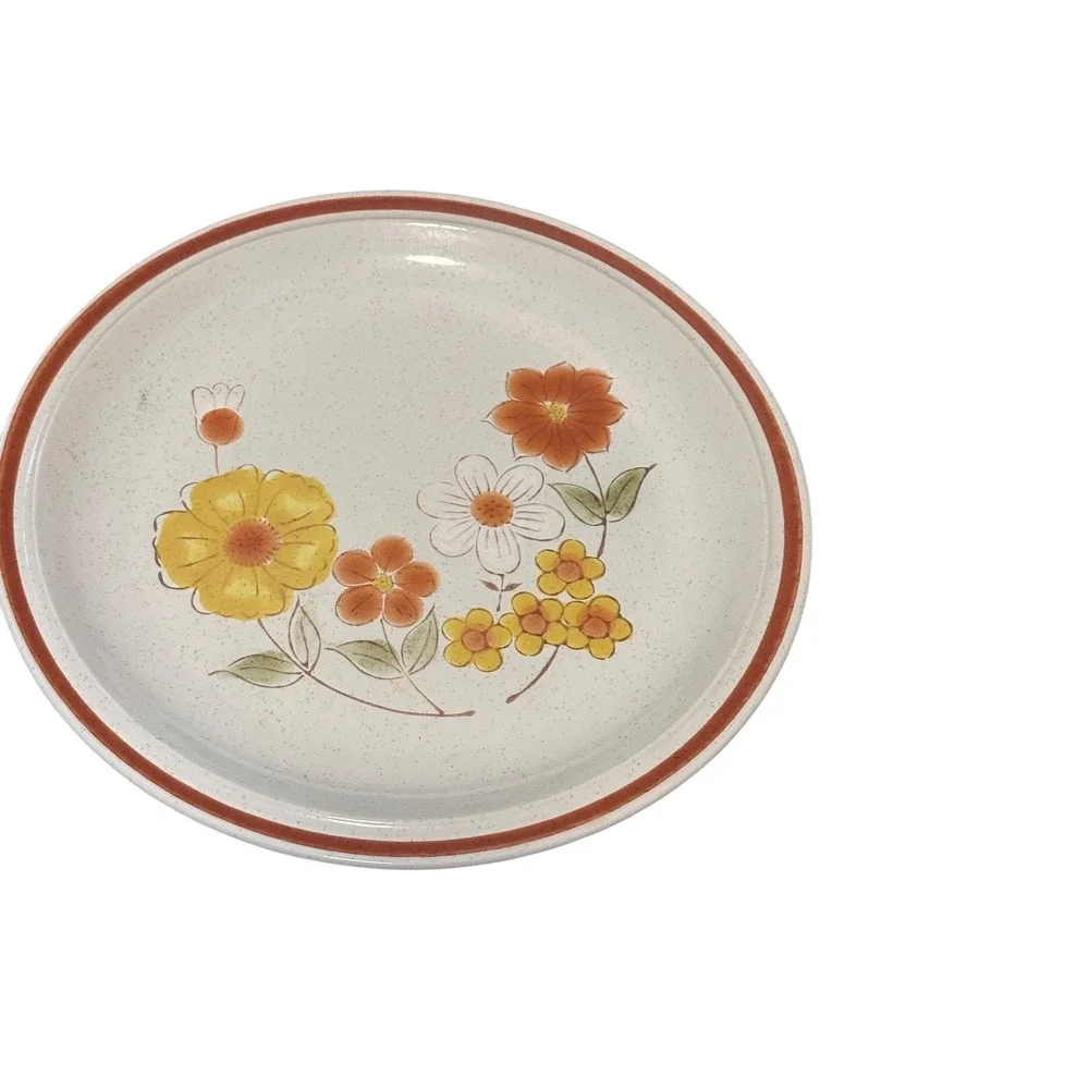 Norwell Stoneware Springtime Dinner Plate Japan 10.5